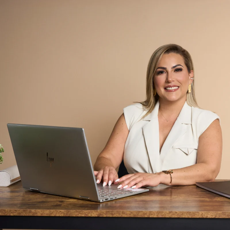 Carolina Rincón, Autos y Créditos, cliente de Dynamiki